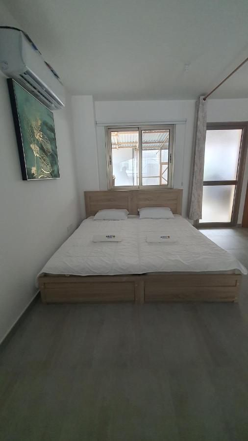 Apartment Pearl Park Residence Пафос Экстерьер фото