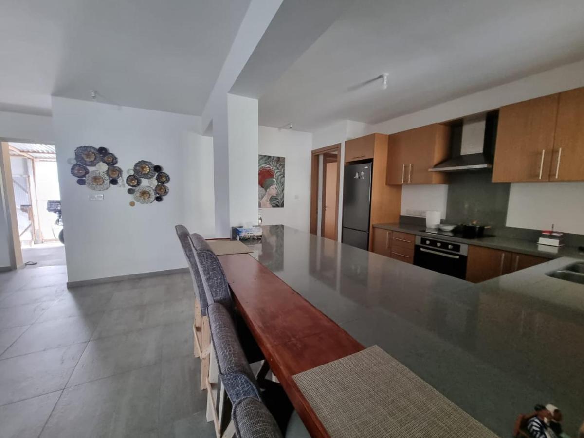 Apartment Pearl Park Residence Пафос Экстерьер фото