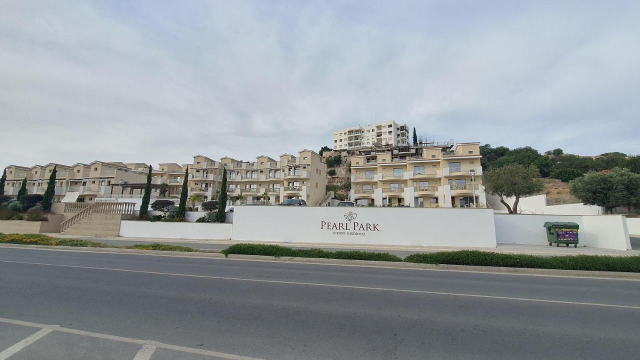 Apartment Pearl Park Residence Пафос Экстерьер фото
